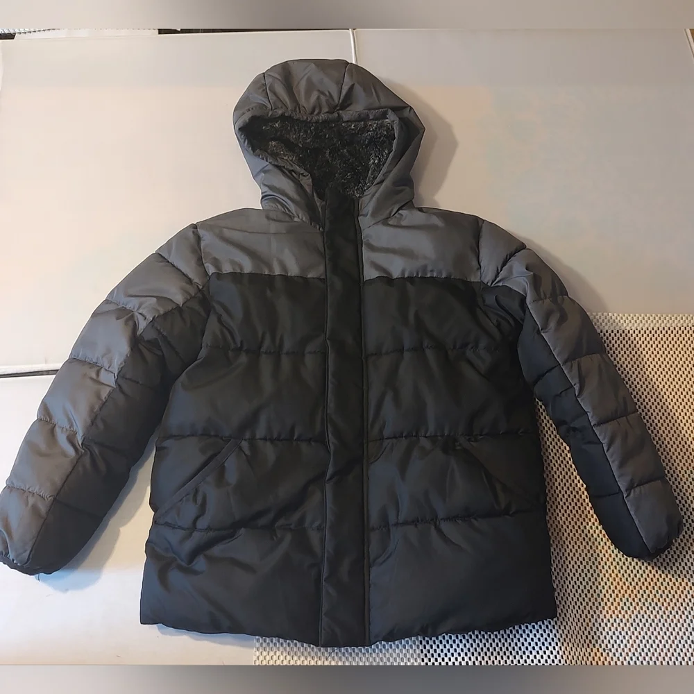 Wonder Nation Boys Size S (6-7) Puffer Jacket Coat with Hood Black Gray NWOT